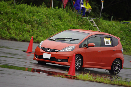 acepc's profile picture. エースＰＣサポートの豊田です。パソコン屋＋町の電器屋のような感じです。サポートや修理が得意です。パソコン、モータースポーツが好きです。過去にフィットRSでジムカーナ走行会に参加していましたが、現在お休み中。発言は個人的なものです。