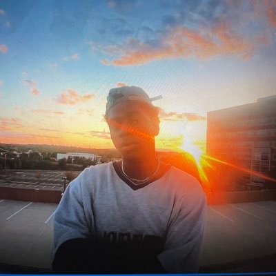 superstarlusty's profile picture. good guy