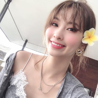 Hiri7496's profile picture. 漫画が好きで、寿司が好きで、ダンスが好きで、旅行の楽しみが好きです
ファッションデザイナーは私の仕事で、仕事の合間にネットの海を歩いて楽しみをもたらす