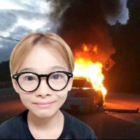 yeoni (@kpop_selltrade) 's Twitter Profile