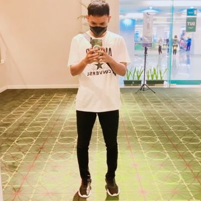 Fendiadull's profile picture. Don't panic