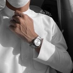 لم تعد روحي تحلق، بترت الأجنحه