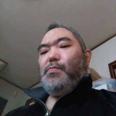 真実とは何かを問い続ける男。野生の復権。新無頼派。地獄菩薩道。音楽と絵を愛す 元札幌市在住サントリーケラーに勤務するが修行途中で逃げた半端者。 過去ファンキードラマーを目指すが挫折。 絵は私の人生そのもの♡宗教、生活、芸術表現(絵画、音楽)を包括した野生の復権の全人的生活を提唱。皆巻き込んでアート集団作ろうぜ!
