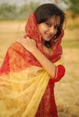 Jee haan, Mai hoo Gaon ki gori :)
Puri filmy, Dance or singing hamar passion hai.