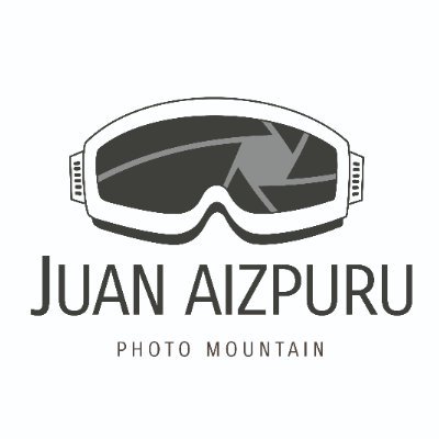 Hello!
I'm Juan Aizpuru, a photographer who travels and lives everywhere in the snow-covered world. I currently live in Zermatt, in the heart of the Swiss Alps.