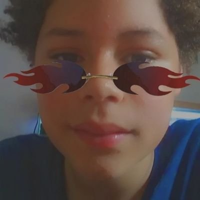 hi im xavier and ❤taken❤ and love to dance and sing i have a chanle whare i do dance and sing