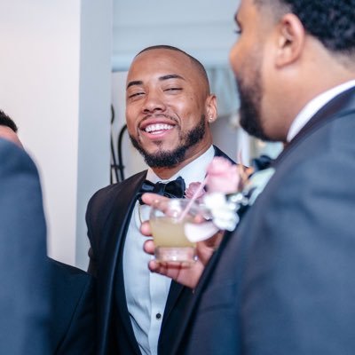 My name is daJ😎 •Bar Consultant🥂 •Luxury Concierge 🤵🏾 •Networking Icon 💫 •CASHVILLE🤠📍. 🅿️ushing 🅿️icks https://t.co/AciWYNEc9p