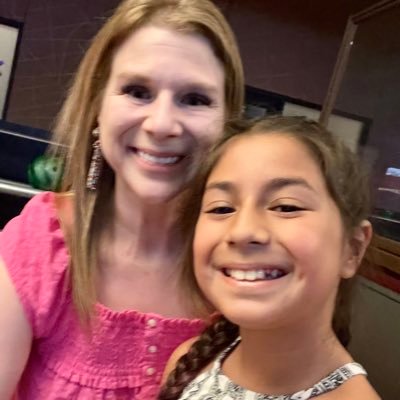 All things family, school meals, coffee, and goats. ❤️ ☕️ 🐐🍎
