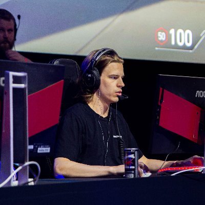 🇫🇮  unsigned IGL for @onlyfinsval
previously @anoesports @ucam_esports