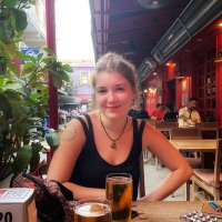 Defne (@maanouff) 's Twitter Profile
