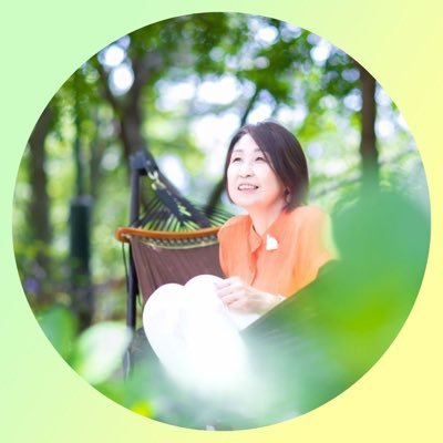 Rokoroko0358's profile picture. 🌸つまみ細工アーティスト✨ 手染めの生地とオーダーメイドで世界にひとつの髪飾り✨ 🌸つまみ細工のお悩み解決のヒント お伝えしています✨ LINEにご登録🎁あります✨