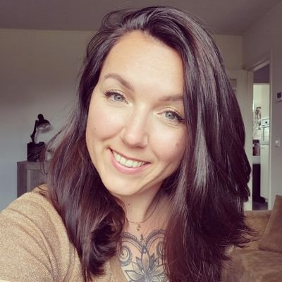 DutchFlamma's profile picture. ♈ If you can't take the heat, don't tickle the dragon!🔥 | Bibi & Django 😼😽 | #Achterhoeker | #Disfrutarlavida 🌎🥂💃🥰