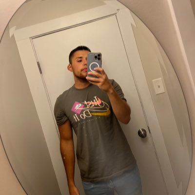 LyricioHCS's profile picture. 