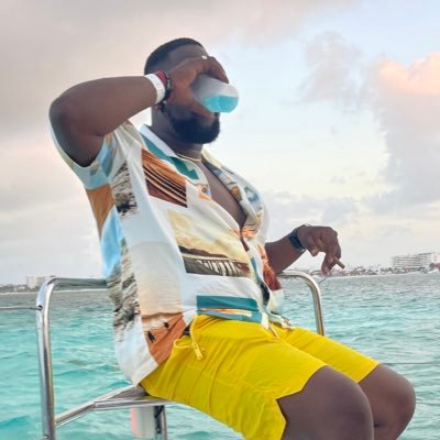 New Twitter 🤦🏾♂️ | 📸IG: DoubleOhTevin DoubleOhTevin@gmail.com