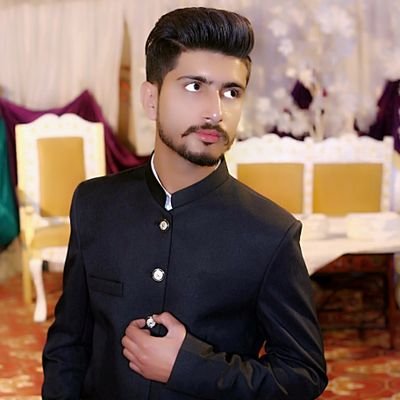 Makhang15884728's profile picture. Pti