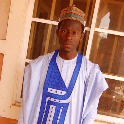 A Muslim from Darazo Bauchi state.
Danfodite Chemist , food analyst. 
and Always praying to be among the successful ones.