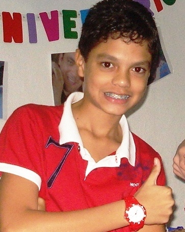 Esperto,sonhador,ousado e alegre xD....