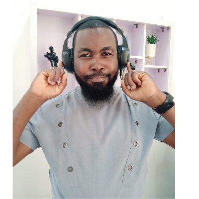 I'm an entrepreneur educating the next generation of tech talents & show-casing the advances in tech all over the world.
https://t.co/SSO5ifK2VD