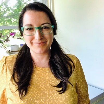 darbielee's profile picture. Designer, traveler, learner, believer, geek