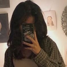 ilyzoeyyu's profile picture. 