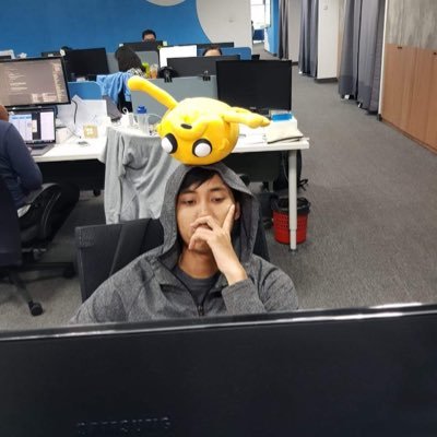 🇮🇩 future #b4da55 software engineer (web). forever junior dev. 👎 & 👍 JavaScript. #YNWA