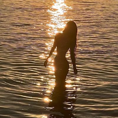 Himeros314's profile picture. 这里是美丽欲望的倒影，请带上你最得意的照片，记得说谢谢。