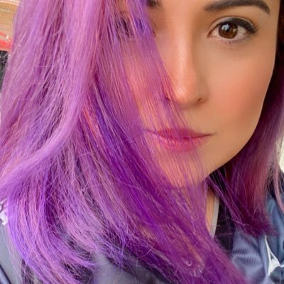 aNaEv's profile picture. The girl with the purple hair 💜🦄 🧚🏻