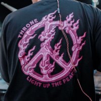THRONE DELUXE (@throne39) 's Twitter Profile Photo THRONE DELUXE (@throne39) 's Twitter Profile Photo