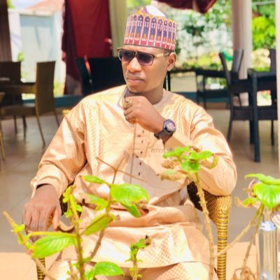 Abubakar4333's profile picture. Smart