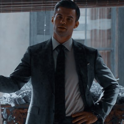 mancfhisword's profile picture. ⠀ ❛━𝒜s long as it 𝘁𝗮𝗸𝗲𝘀, and by whatever 𝗺𝗲𝗮𝗻𝘀 𝗻𝗲𝗰𝗲𝘀𝘀𝗮𝗿𝘆.❜ ˏˋ ᴏʀɪɢɪɴᴀʟ ᴠᴀᴍᴘɪʀᴇ ⇋ ᴛʜᴇ ɴᴏʙʟᴇ ᴏɴᴇ ˎˊ ❪ ᛖᛚᛇᚨᚺ ᛗᛁᚲᚨᛖᛚᛋᛟᚾ ❫ andrew;joseph’s father