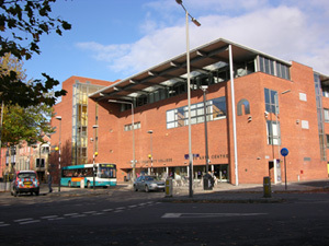 The Twitter announcements from Liverpool Community College's Arts Centre. Read all about our courses, shows and events.