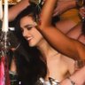 ktzmcnoist's profile picture. katie, melissa e eu fofocando horrores enquanto tomamos um chá.