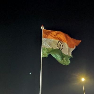 आम इंसान,सच का साथी,अपनें विचारों को रखने वाला