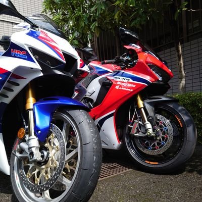 CBR1000RR.CBR1000RR-R 30th anniversary.890Duke R.Vストローム250ABS.NMAX155と生活してます。