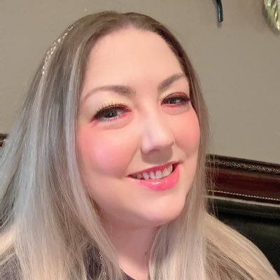 Lady; Immortal; loves jrpgs, coffee, and rainbows. Obsessed with all things aquarium. #TwitchAffiliate . 1番 Precious Cinnamon Roll. FFXIV: Excalibur.