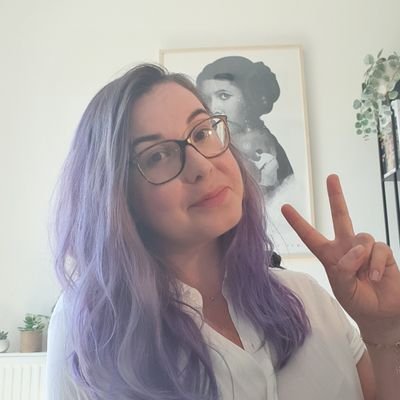 Head of Talent and Principal Sommelier @ultra_io/ #feminism #diversity and #inclusion in #STEM 🔥 Chaotic Good, powered by coffee and pierogi - She/Her 🎮🍫✈️🌈