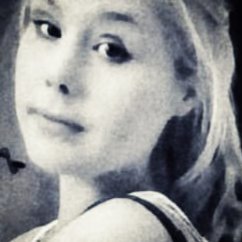 laracaterina23's profile picture. 