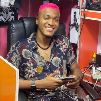 Groovyyo1's profile picture. vayolence/peace minister 🚀 Arsenal FC!❤️