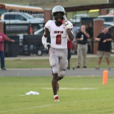 ATH⭐️ C/O 2023 6’0 175 :3.4gpa ~Email: malachihadden2004@icloud.com