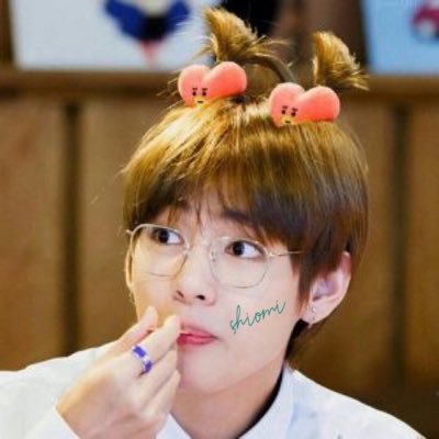 shiomi7812's profile picture. 北関東30代後半の大人ARMY💜テヒョン推し🐯のオルペン💜娘（13）グク🐰息子（9）ホビ🐿推し💜同担◎他担◎お友達になりたいです🌺 Twitter不慣れですが宜しくお願いします💜無言でフォローごめんなさい🙏気まぐれに呟いてますw