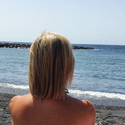 De mi perra aprendí que cuando alguien ha tenido un mal día, no hace falta más que guardar silencio, sentarse cerca y acompañarlo.