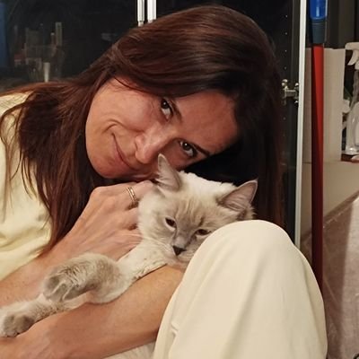 Personal profile. For Cllr Klaar Dresselaers please follow @LibAbbey - Dutch, British, EU Citizen, #FBPE - Promoted by  Lib Dems, 270A The Broadway, SW19 1BS