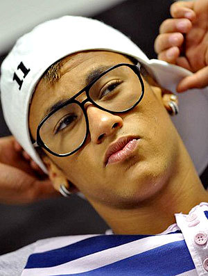 Feliz, Ousado, Pai e Filho de Deus !! #OusadiaeAlegria
http://t.co/GaLTob5L2x
Não sou o Neymar.