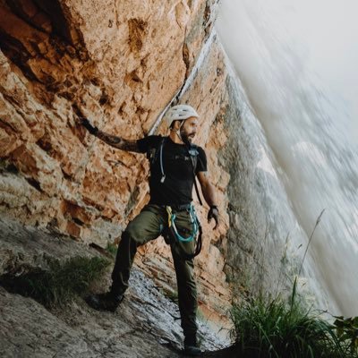 Outdoor Photographer / Adventure enthousiast / Baby surfer