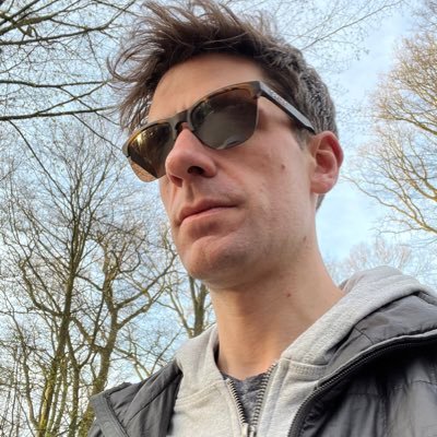 Bakometer's profile picture. Permanently caffeinated