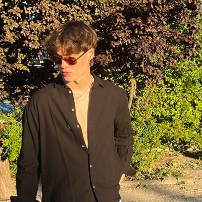 oguzguney00_'s profile picture. 