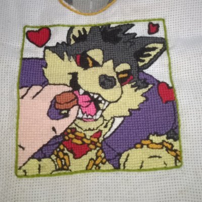 Last_010297's profile picture. Vivir tranquilo, leer, practicar dibujo, jugar videojuegos, bordar, trabajar, no todo precisamente en ese orden...