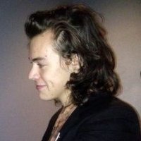 Nati vió a Louis!!! (@loutellite28) 's Twitter Profile