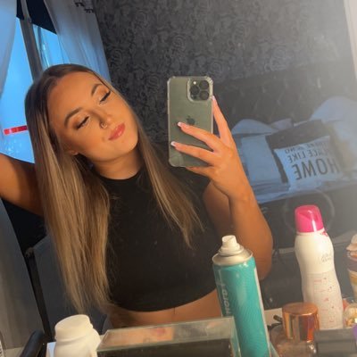 nicolestones_xx's profile picture. 