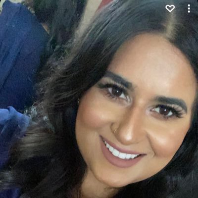 AishRiaz's profile picture. Massive lover of food...Except fish. But love fish fingers.